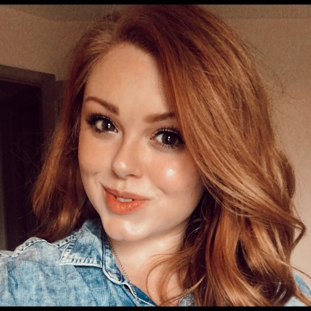 Meet your Posher, Demi